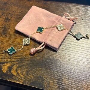 Chic Gold and Green Clover Bracelet
